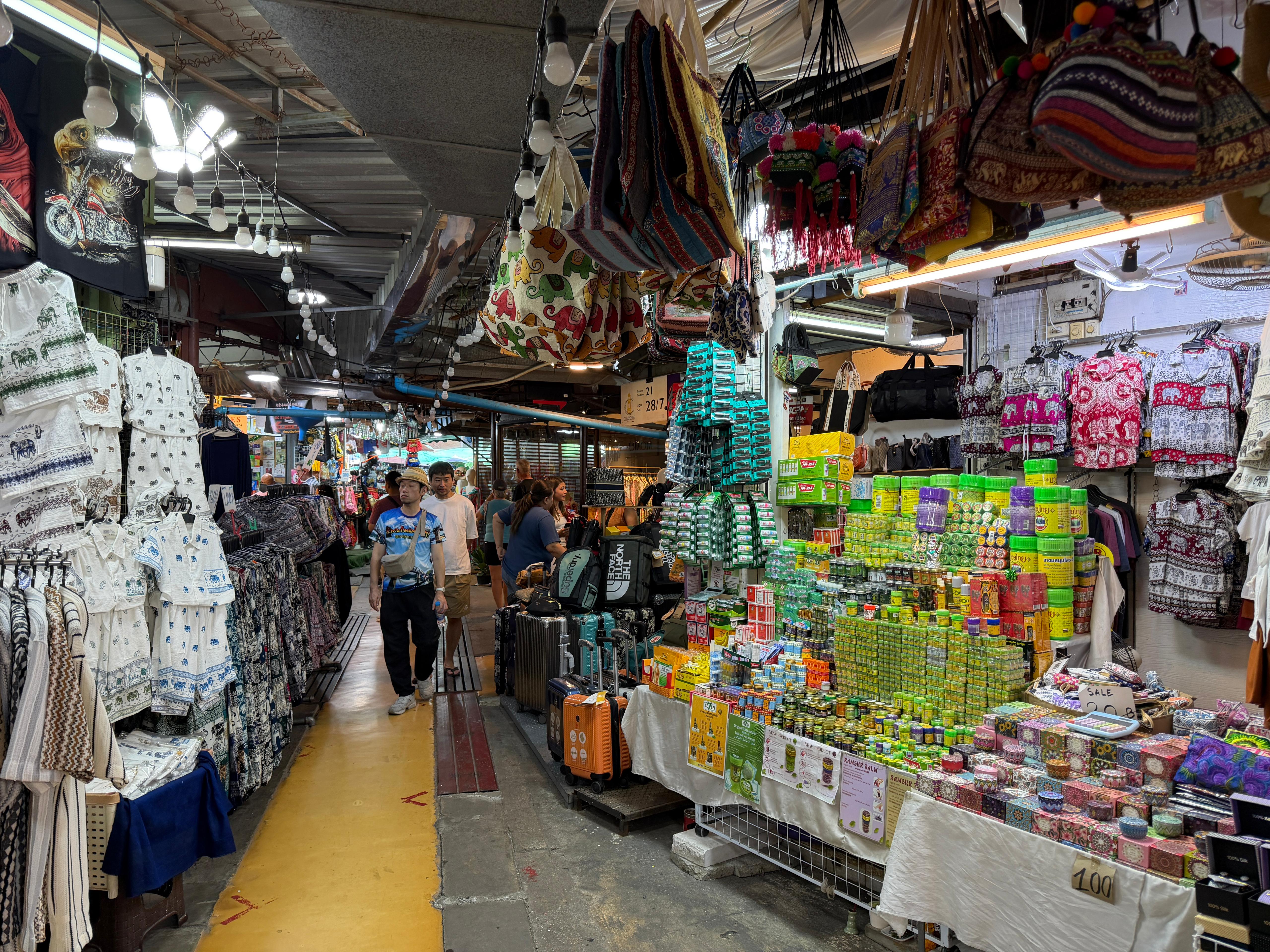 Souvenir-Stände im Chatuchak Market
